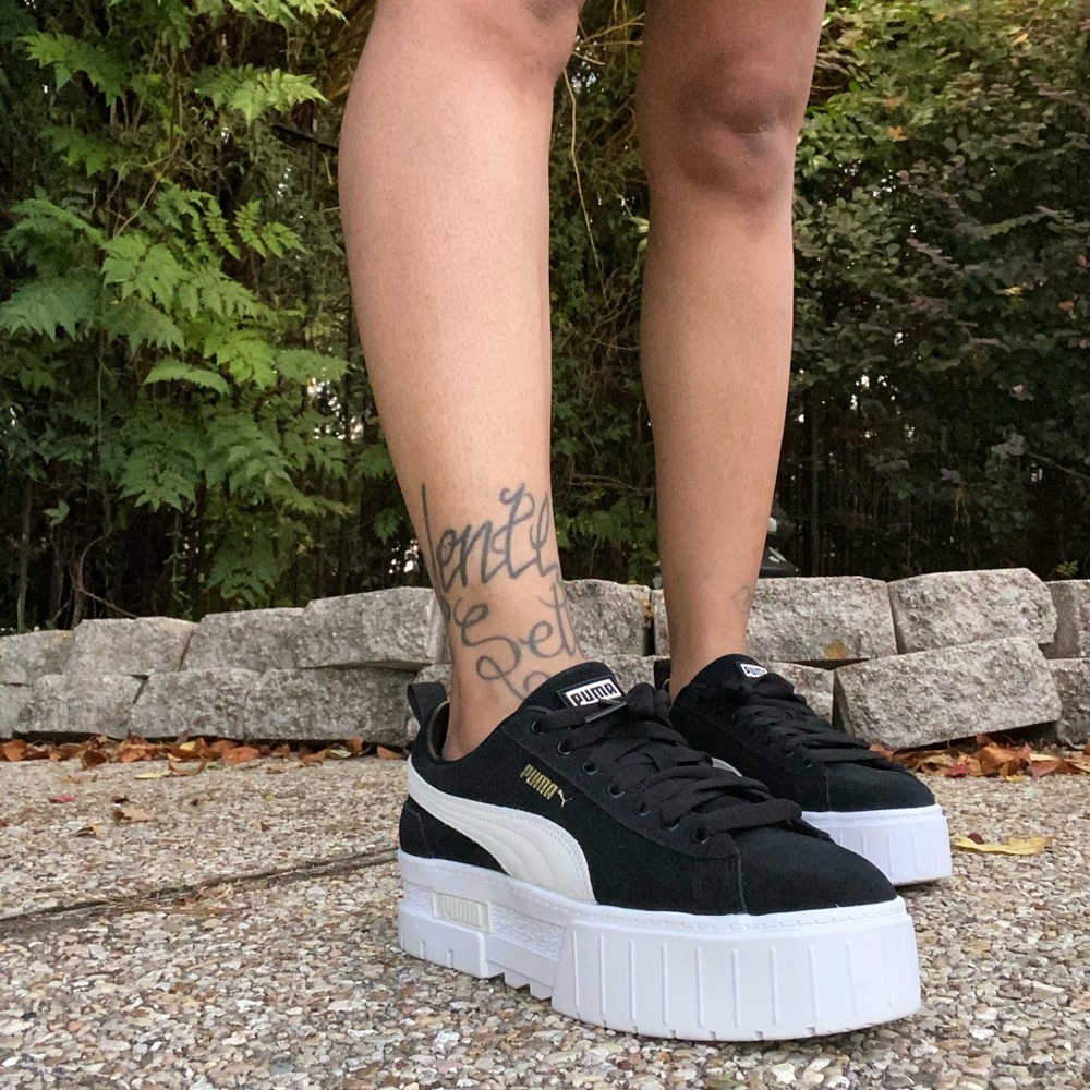 ⚫️Flyer Than Your Moms Pumas 🌚 - Picture 2 of 11